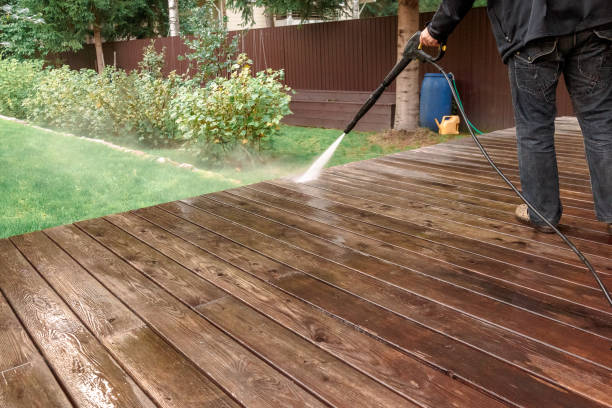 Best Animal Enclosure Cleaning  in Richwood, TX